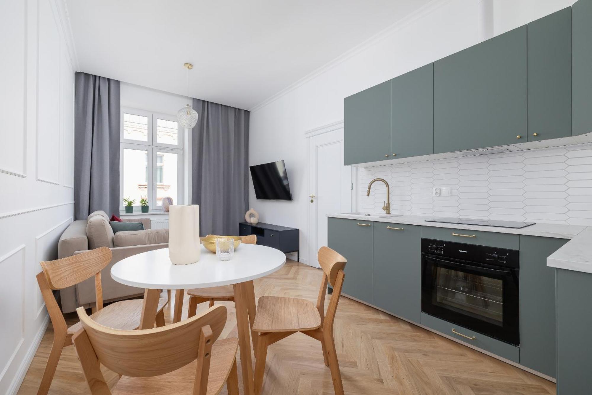 Appartement 4-bedroom - Private Sauna - Wielopole 7 *